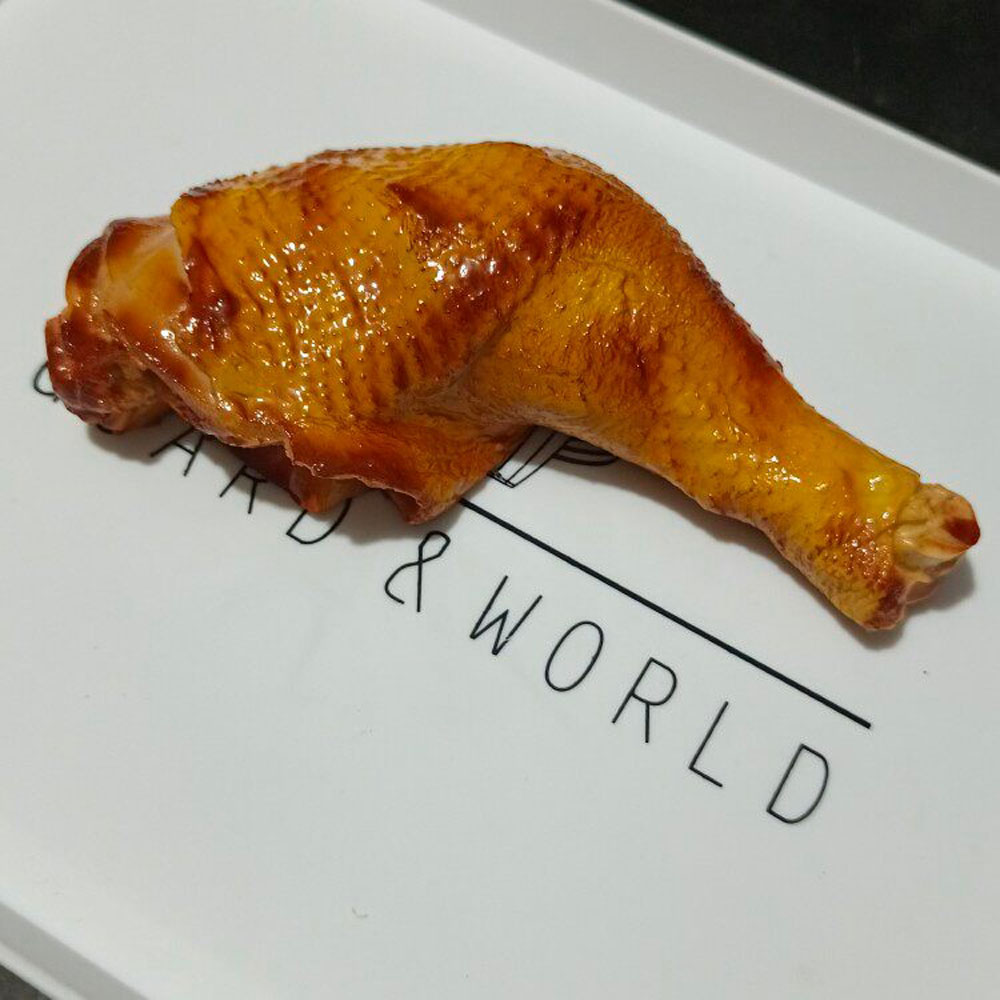 Home Decor Duck - نموذج طعام مصغر من البولي فينيل
