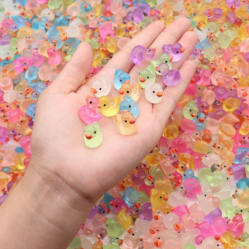 ألعاب بطة صغيرة مضيئة من الرات - مراجعة Home Decor Duck وسعره