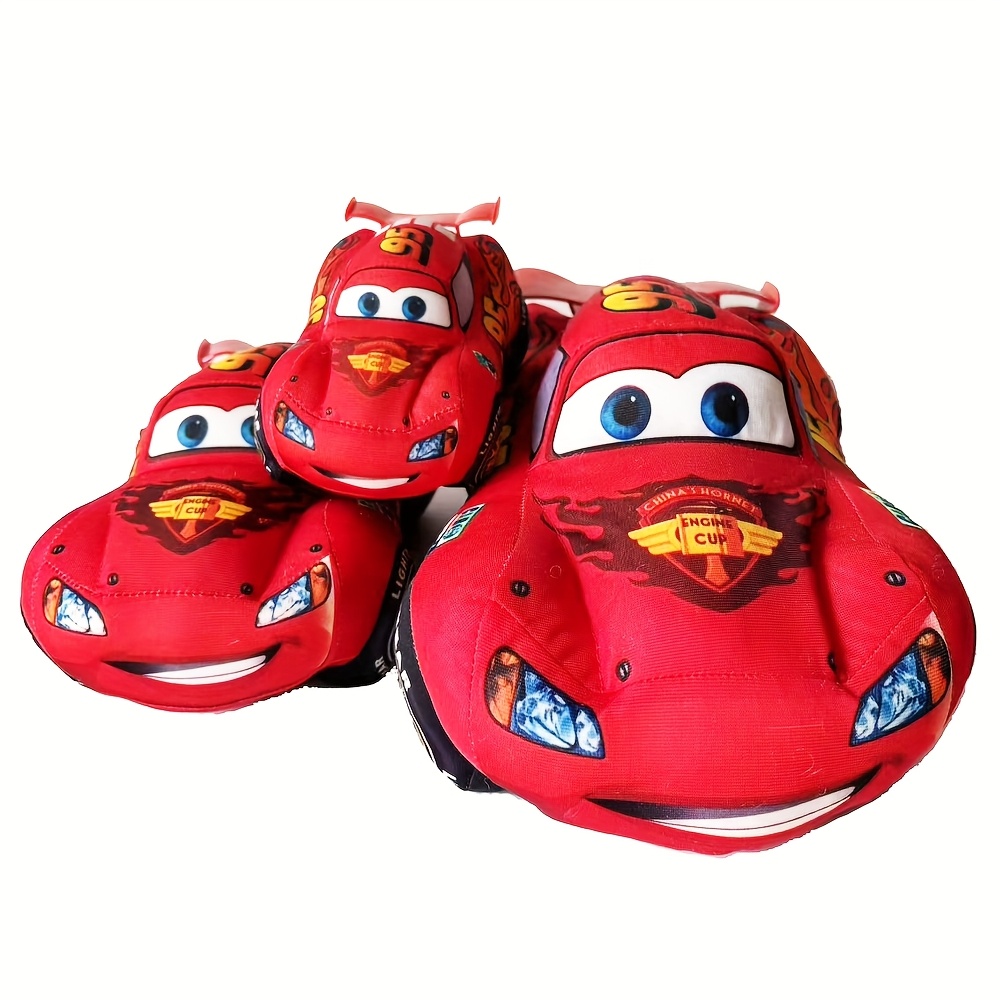 وسادة قطيفة على شكل سيارة ديزن - مراجعة Home Decor Disney وسعره